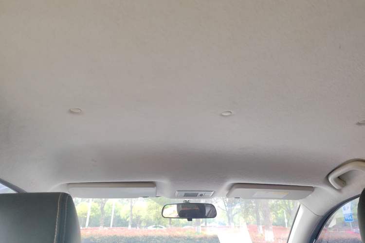 Used CHANGAN Alsvin 2018 1.5L DCT Luxury Model China V Standard Headliner