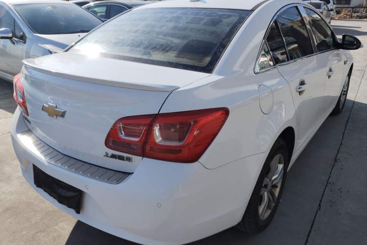 Used Chevrolet Cruze 2015 1.5L Classic SE AT
