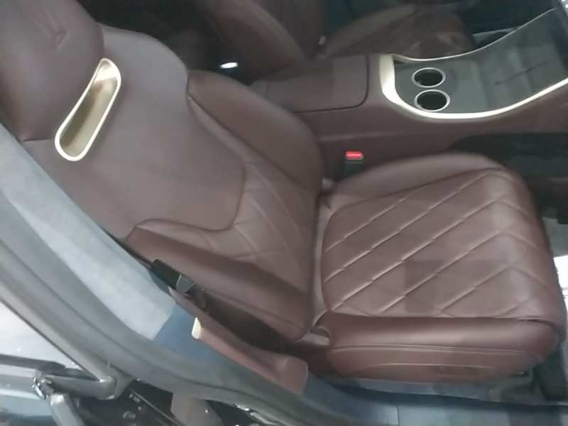Used Avatr 11 2025 Max All-Electric Four-Wheel Drive — 24