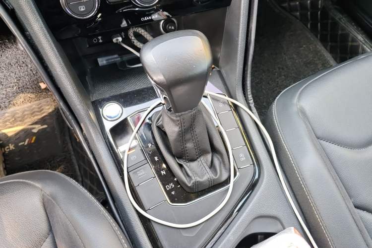 Used Volkswagen Tiguan L 2017 330TSI Automatic Two-Wheel Drive Luxury Edition
