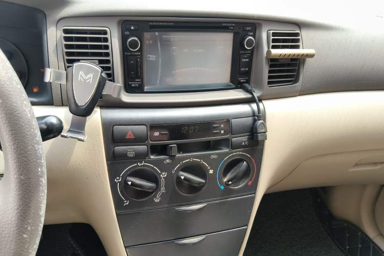 Used Toyota Corolla EX 2010 1.6L Automatic Classic Edition Audio And AC Panel