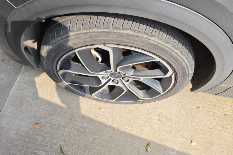 Used Lynk & Co 05 2020 2.0TD Two-Wheel Drive Shine Halo