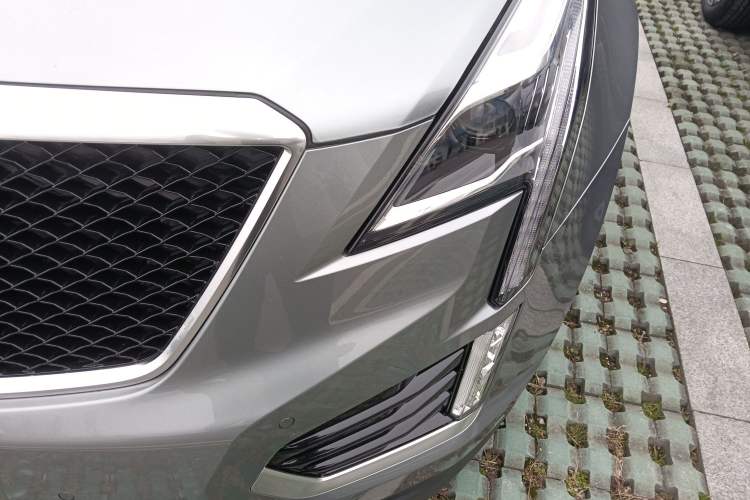 Used Cadillac XT5 2022 2.0T Four-Wheel Drive Luxury Version (Hummingbird Edition)
