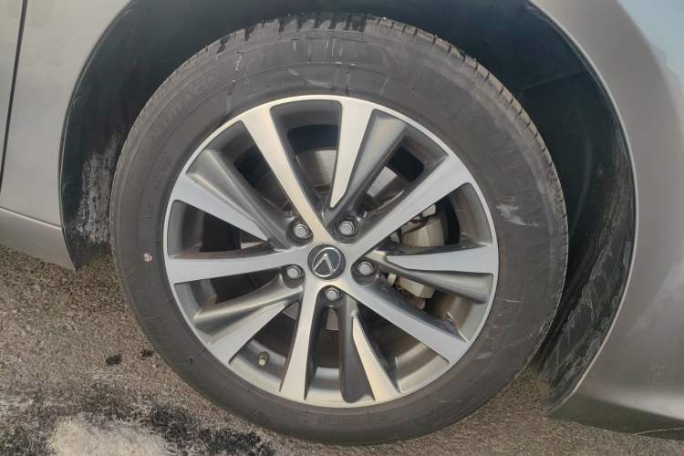 Used Lexus ES 2020 200 Excellence Edition
