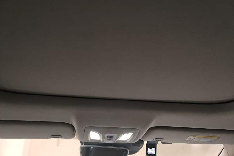 Used Dongfeng Aeolus Huge 2022 Mach Dual-Motor 1.5T MHD Dare-to-Dream Edition