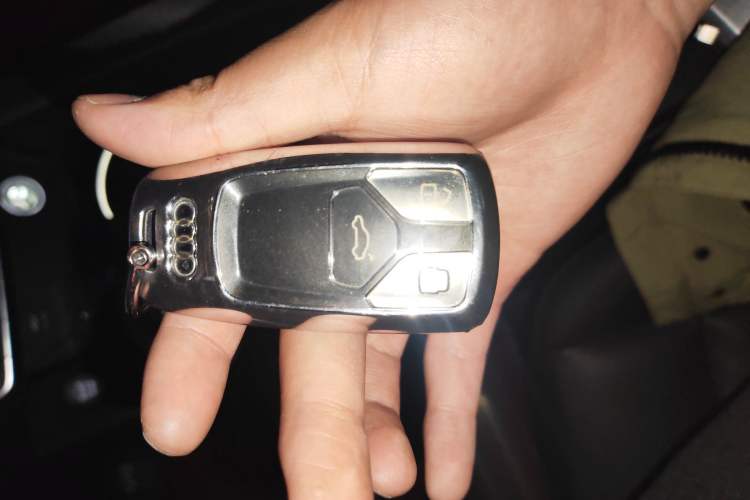 Used Audi A5 2017 Coupe 40 TFSI Fashion Model
