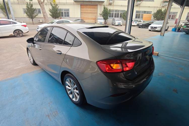 Used Chevrolet Cruze 2017 1.4T Dual-Clutch Pioneer Sunroof Edition