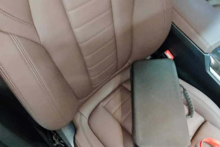 Used BMW 3 Series 2020 325Li M Sport Package Right Front Seat