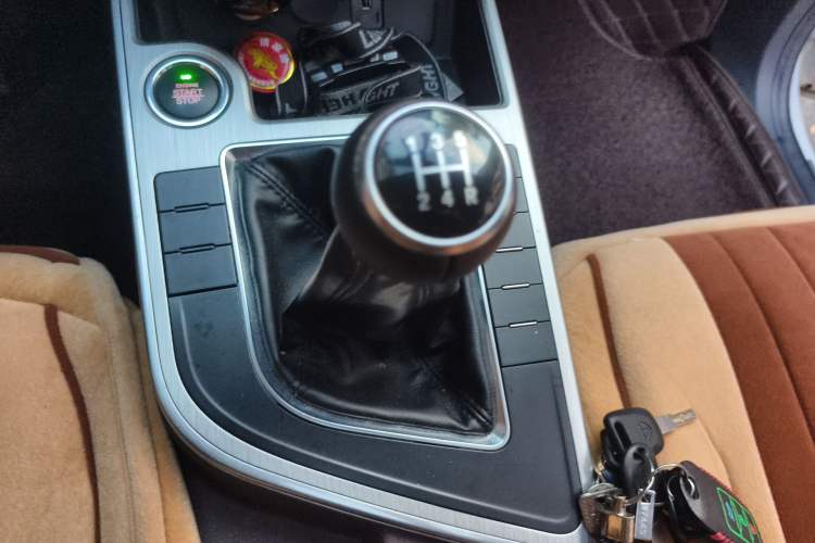 Used FORTHING Joyear X5 2017 1.6L Manual Luxury Model Gear Lever