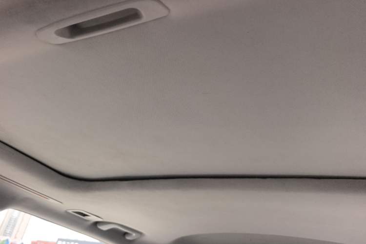 Used HYOSOW S6 2016 1.5T Manual Leading Model Headliner