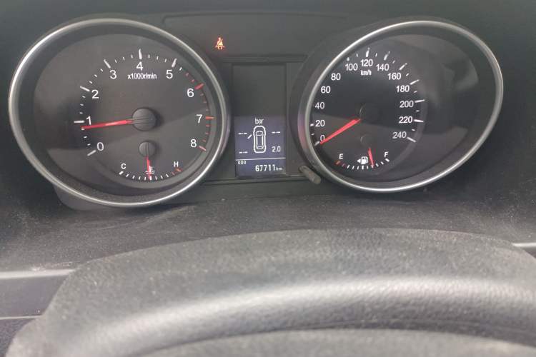 Used Haval H6 2015 Upgraded Model 1.5T Manual Two-Wheel Drive Elite Version