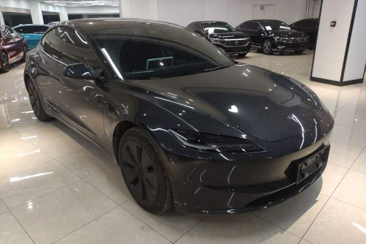 Used Tesla Model 3 2025 Rear-Wheel-Drive Version
