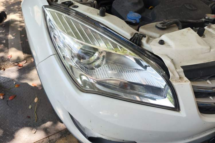 Used CHANGAN CS35 2016 1.6L Automatic Prestige Model China V Standard