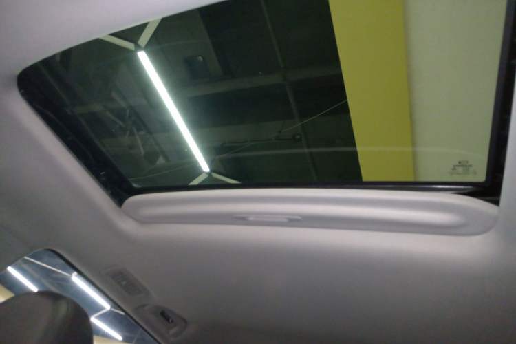 Used GAC Trumpchi M6 2019 270T DCT Luxury Edition (6-seater) China VI Headliner