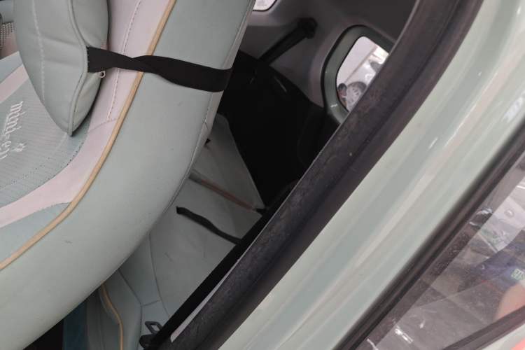 Used Wuling Hongguang MINIEV 2024 3rd Generation 215km Advanced Version
