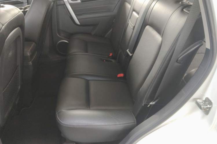 Used Chevrolet Captiva 2015 2.4L 4x4 Flagship Edition 7-Seater Left Rear Seat
