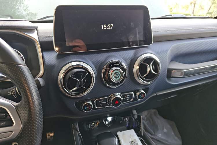 Used BAIC Off-Road BJ40 2018 PLUS 2.3T Automatic Four-Wheel Drive Flagship Version China V Emission Standard