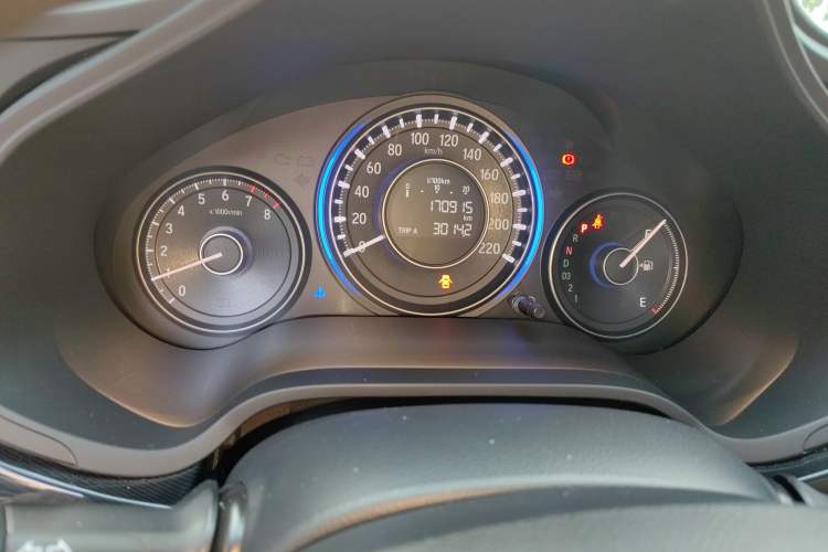 Used Honda Crider 2013 1.8L automatic luxury edition