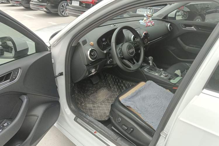 Used Audi A3 2020 Sportback 35 TFSI Fashion Edition China VI Emission Standard