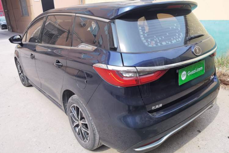 Used BYD Song MAX 2017 1.5T Automatic Smart Connect Luxury 7-Seater