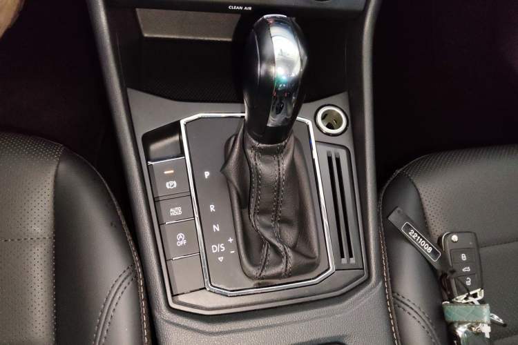 Used Volkswagen Lavida 2022 1.5L Automatic Comfort Edition