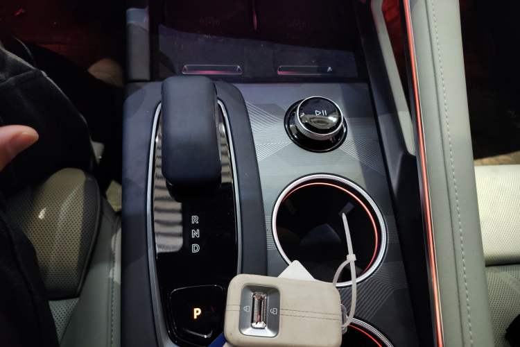 Used Zeekr 001 2026 95° All-Wheel-Drive Max Edition
