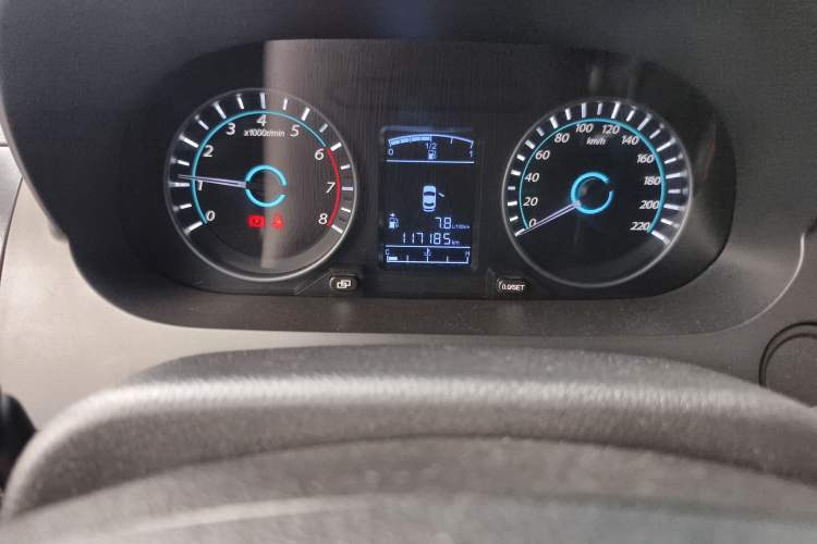 Used FORTHING Joyear S50 2014 1.5L Manual Luxury Edition
