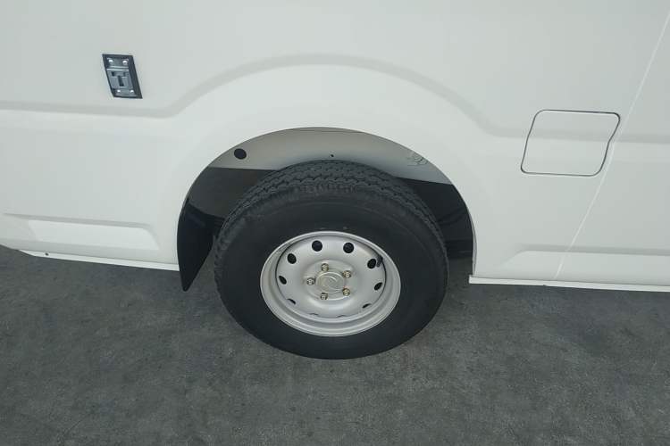 Used Dongfeng Yufeng EM27 2024 EM27L Henan Lidong 41.472 kWh
