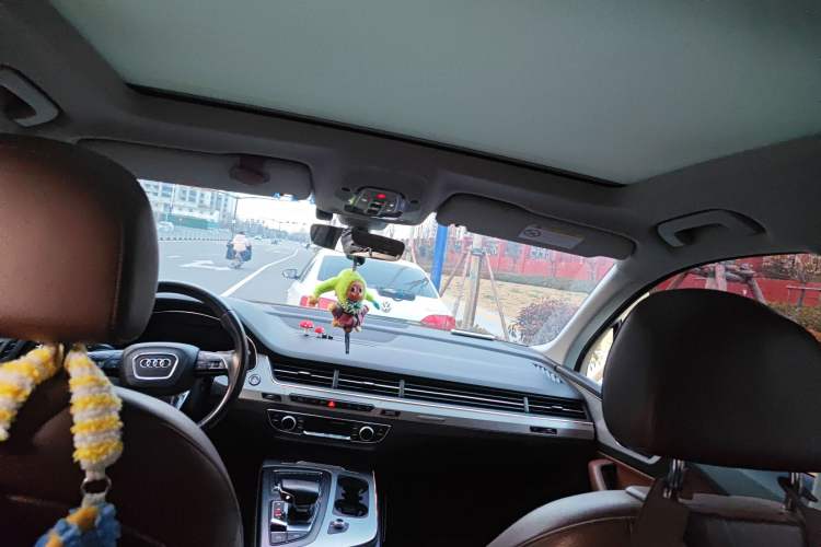 Used Audi Q7 New Energy 2019 55 e-tron
