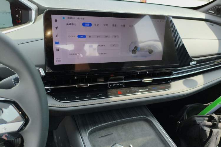 Used CHANGAN CS55PLUS PHEV 2025 Smart New Blue Whale 125km Battleship Edition Audio And AC Panel