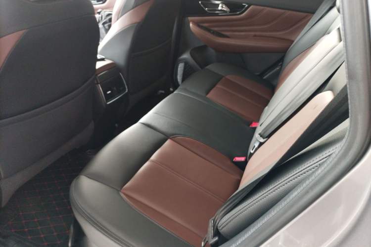 Used Dongfeng Aeolus AX7 2018 Classic 1.6T Automatic Luxury Model
