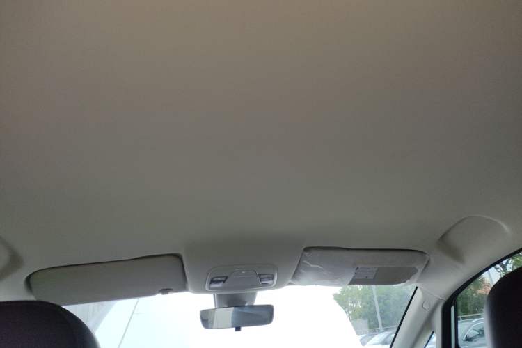 Used Livan Maple 80v L 2024 515 km Range 7 Seats