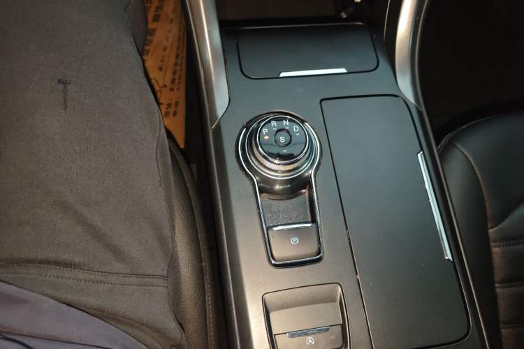 Used Ford Mondeo 2018 EcoBoost 180 Smart Control Fashion Model China VI Standard