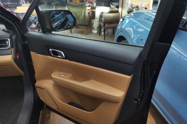 Used Li Auto ONE 2021 Extended-Range 6-Seater Version
