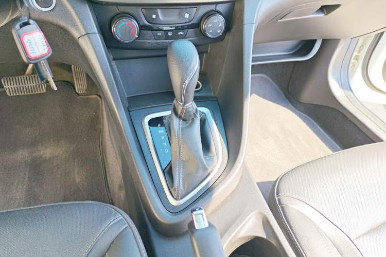 Used Buick GT 2021 Revised Version Flagship 1.5L Automatic Elite Edition Gear Lever