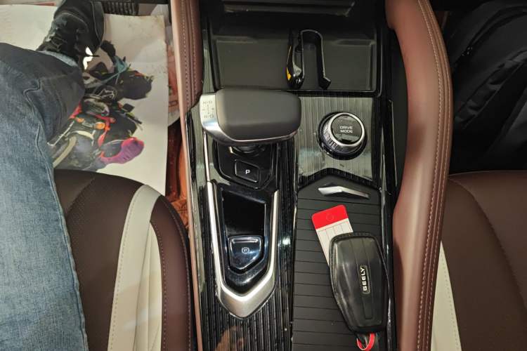 Used Geely Auto Monjaro L 2021 2.0TD High-Power Automatic All-Wheel-Drive Flagship Version
