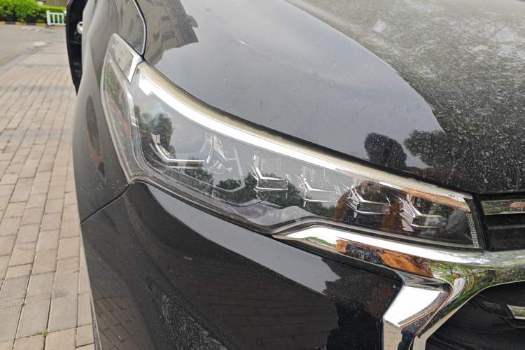 Used SAIC MAXUS G20 2020 2.0T Gasoline Automatic Luxury Executive Edition