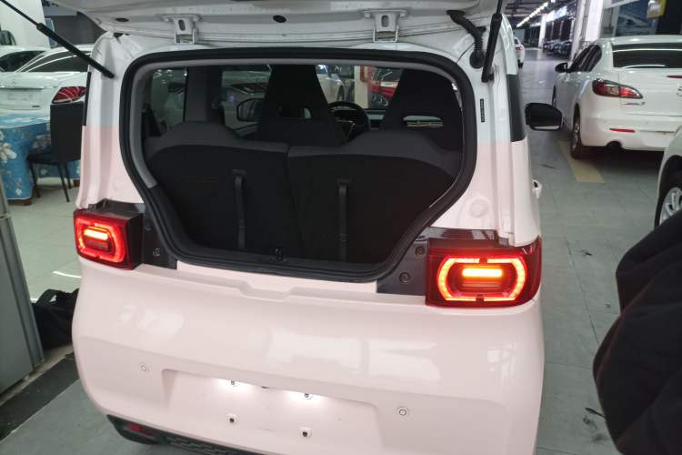 Used Wuling Hongguang MINIEV 2022 Macaron Premium Model – Lithium Iron Phosphate
