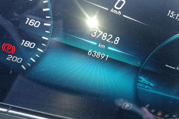 Used Mercedes-Benz EQC 2022 EQC 400 4MATIC Odometer Close Up