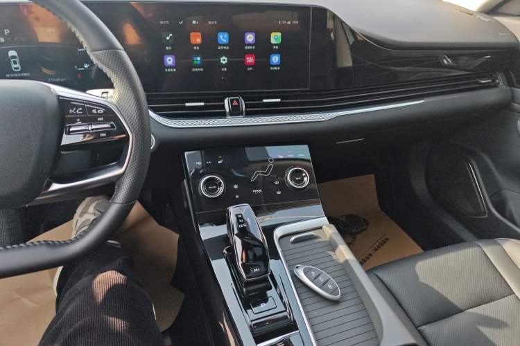 Used Bestune B70 2023 Third Generation 1.5T Automatic Enjoyment Version
