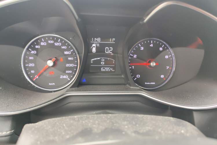 Used MG 6 2017 20T Manual Luxury Smart Connect Version China V Standard
