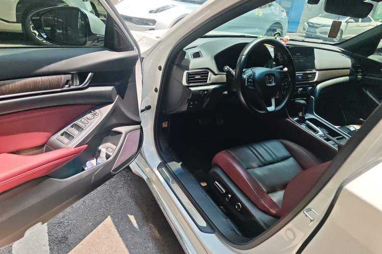 Used Honda Inspire 2022 260TURBO Elite Edition Driver Seat