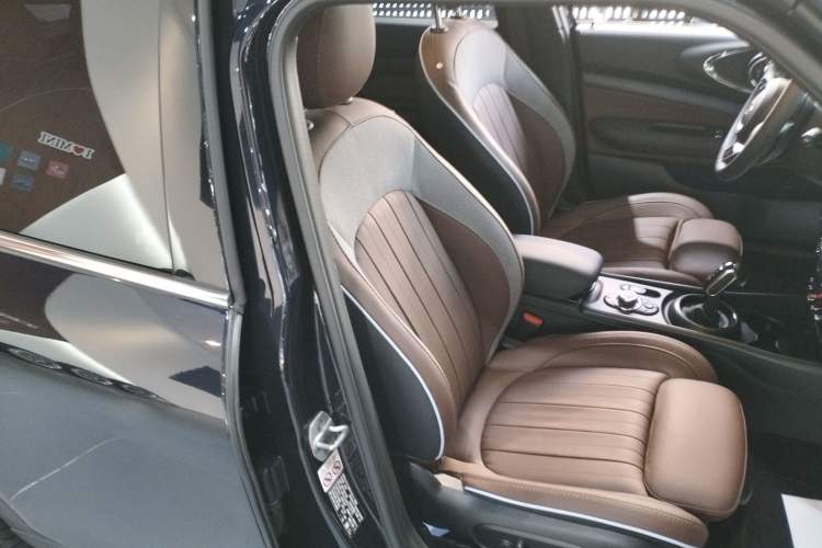 Used MINI Clubman 2023 Final Edition The Last Gentleman Commemorative Edition