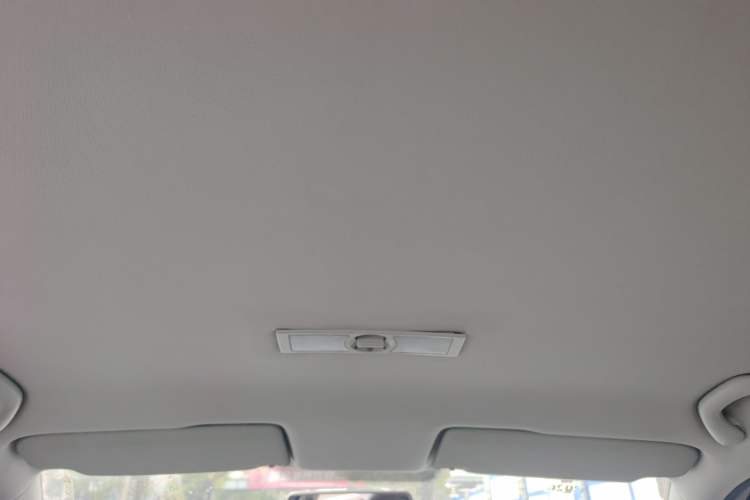 Used Volkswagen Lavida 2013 Revised Classic 1.6L Automatic Fashion Edition Headliner