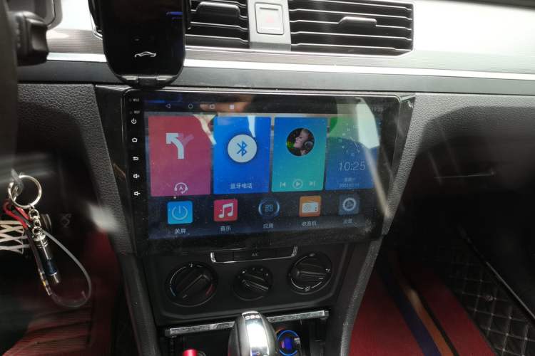 Used Volkswagen Bora 2017 1.6L Automatic Fashion Model