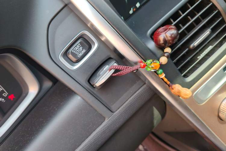 Used Volvo XC60 2015 T5 Smart Upgrade Model