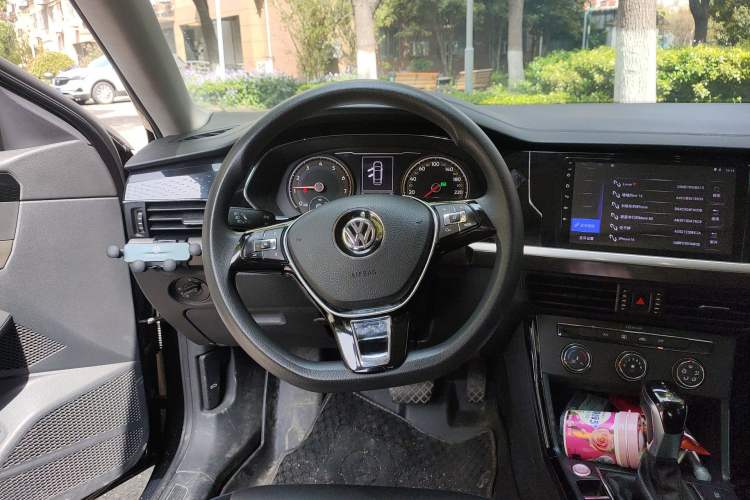 Used Volkswagen Passat 2019 280TSI Business Edition China VI Steering Wheel