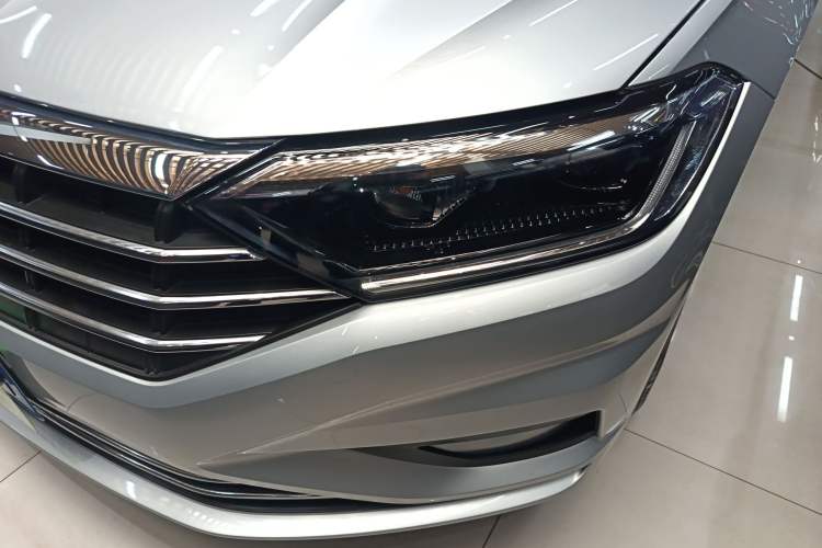 Used Volkswagen Sagitar 2022 280TSI DSG Flyover Edition Left Front Headlight