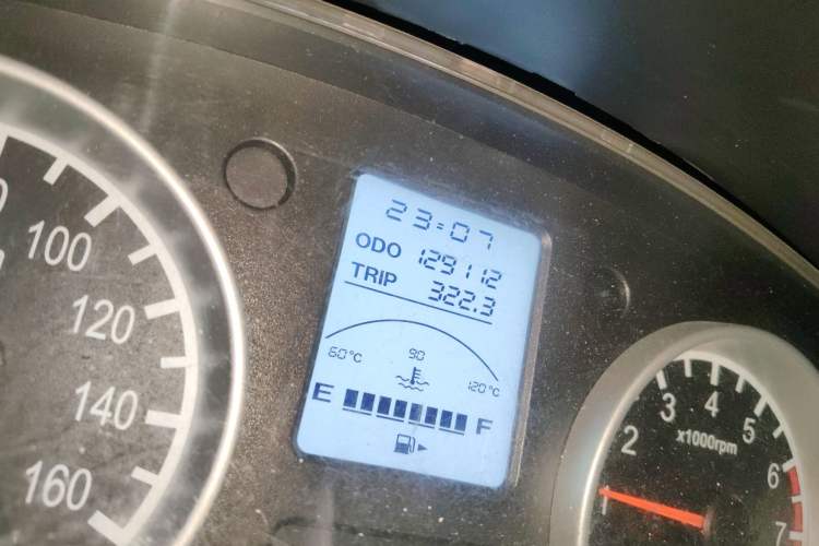 Used Jinbei Hiace X30 
