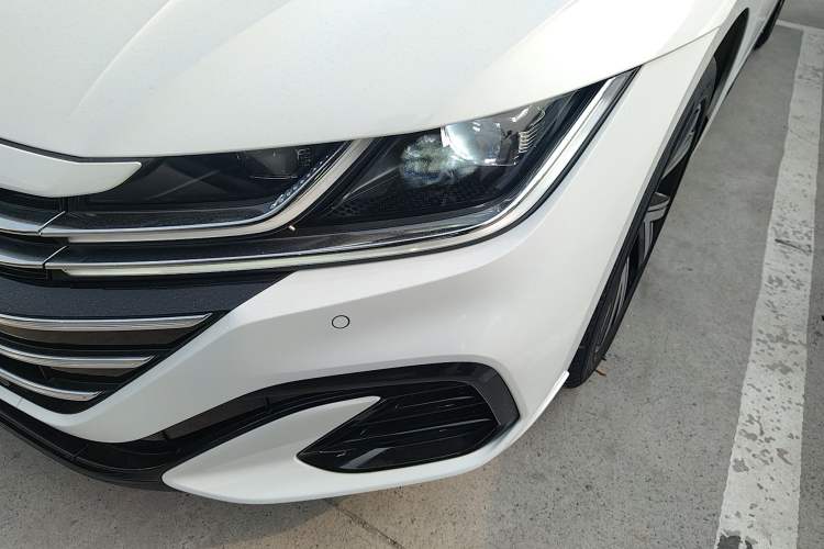 Used Volkswagen FAW-Volkswagen CC 2023 330TSI Ignite Edition Left Front Headlight